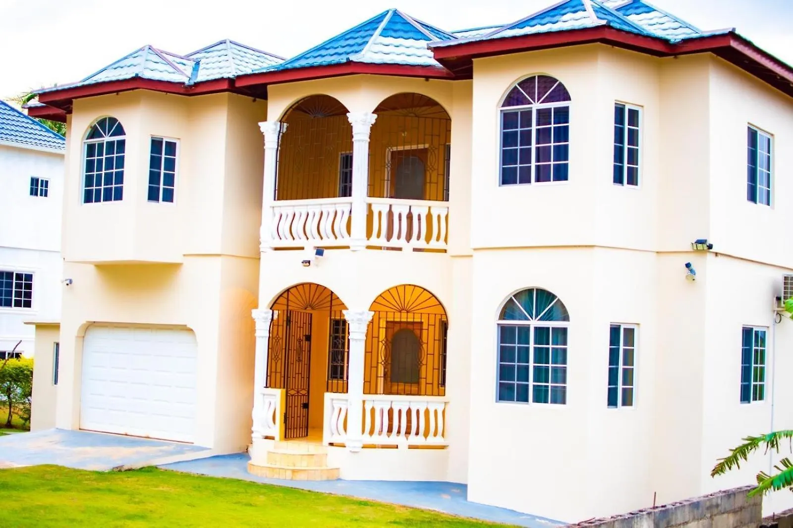 Guest house Comfortable 1 Bedroom With Bath Santa Cruz
