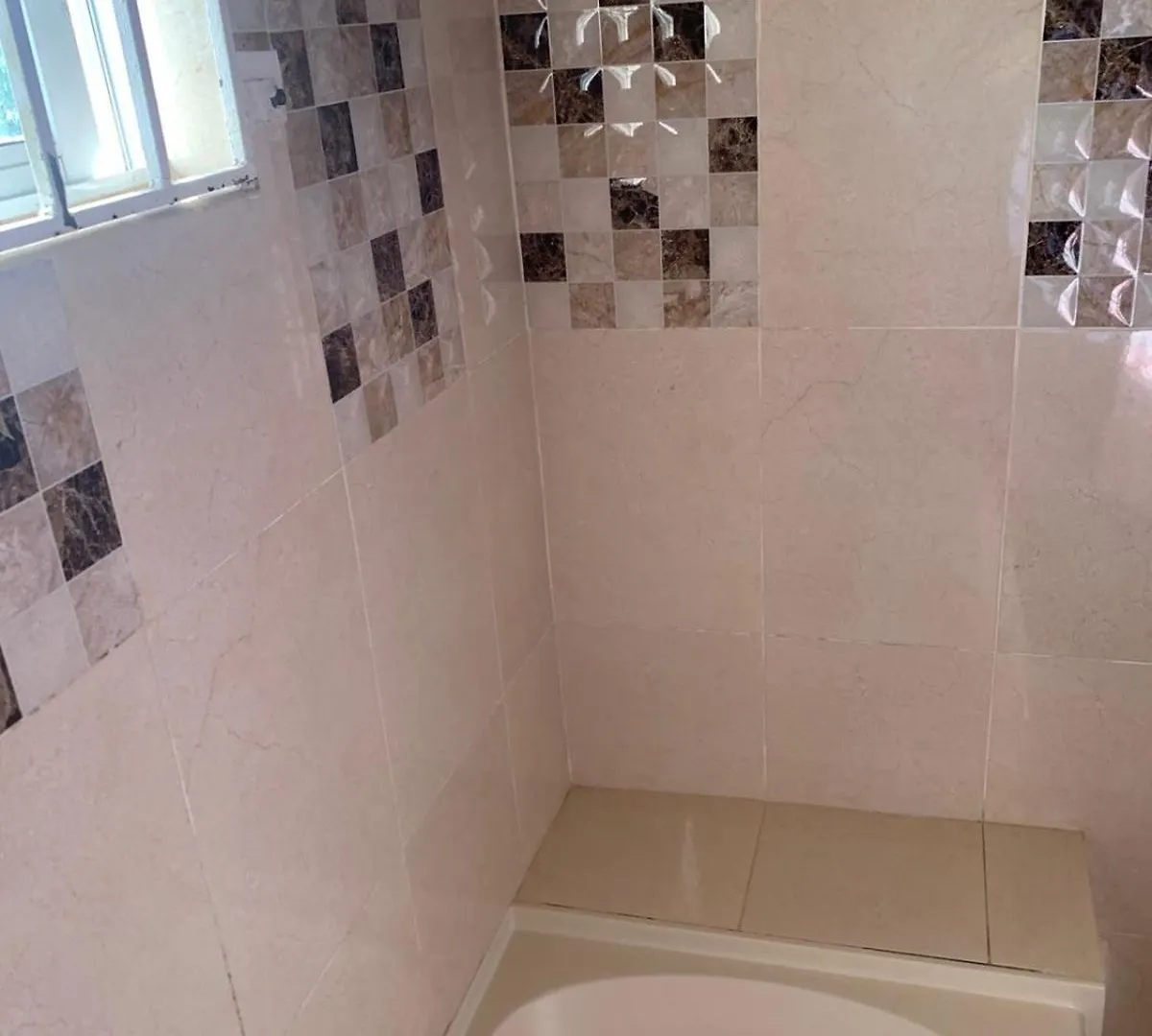 Guest house Comfortable 1 Bedroom With Bath Santa Cruz Jamaica